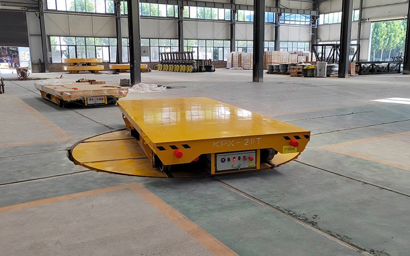 過跨平板車的結(jié)構(gòu)通常包含哪些部分？