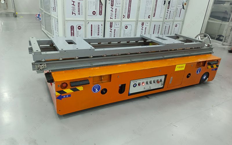 百分百品牌無軌電動平車應(yīng)用于工業(yè)場景的有點(diǎn)