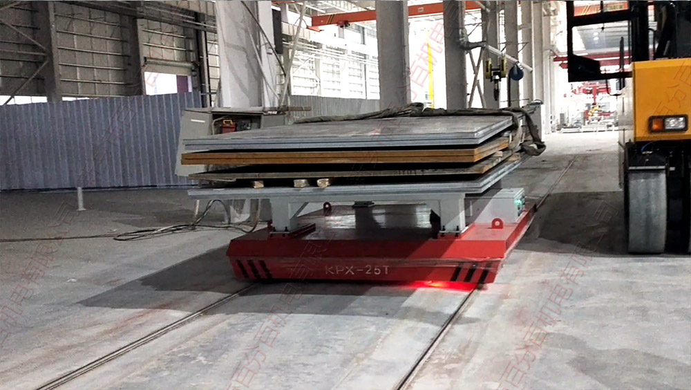 蓄電池電動(dòng)平車(chē)1