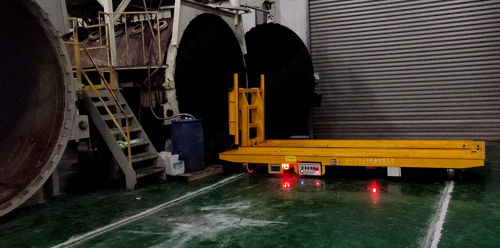 真空爐軌道車(chē)2